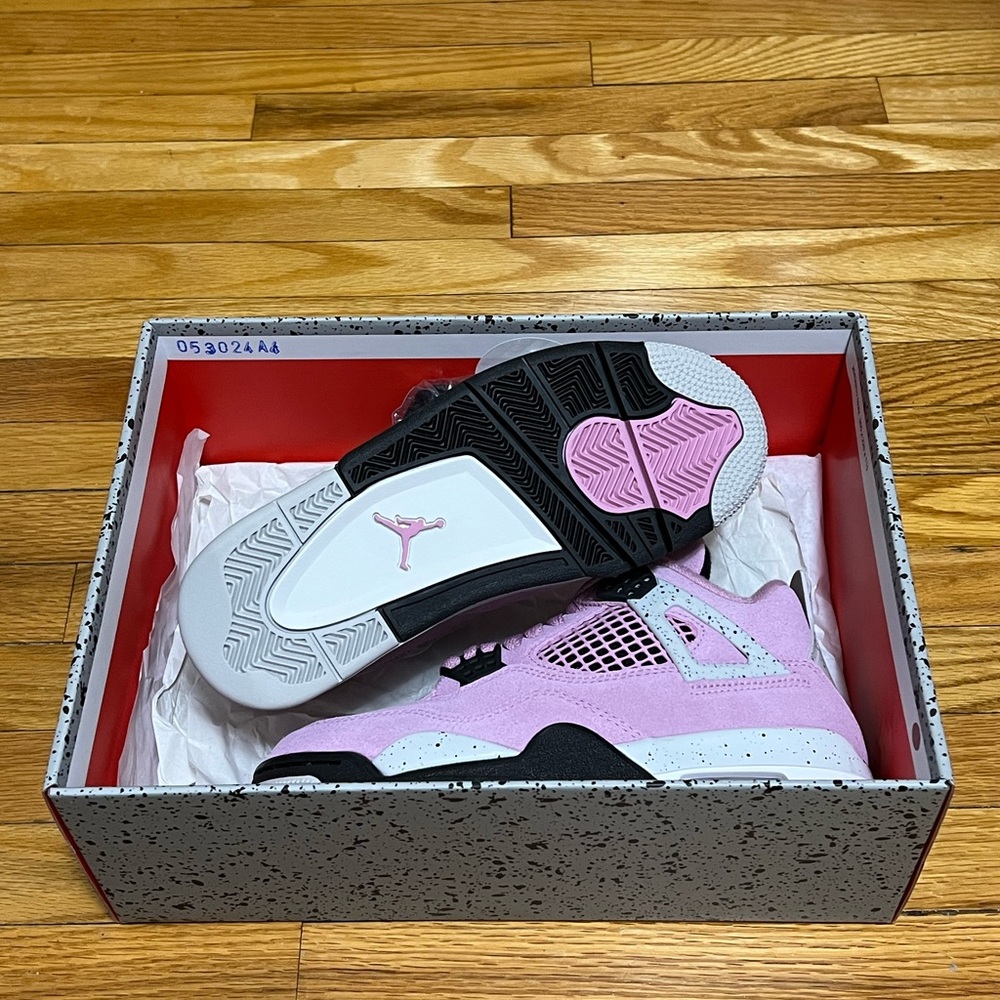 Jordan 4 Orchid - sz 5.5 Wmns/4Y